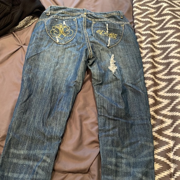 Jeans - Picture 3 of 3